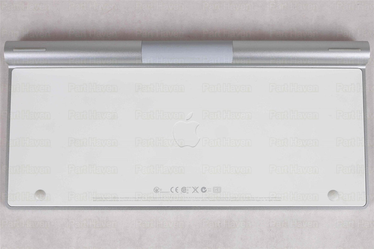 Apple Wireless Bluetooth Keyboard || A1314 || MC184LL/A || 2 AA Batteries Needed