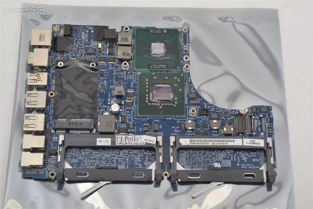 Apple Macbook 13" A1181 2008 MB403LL/A 2.4GHz Logic Board 820-2279-A