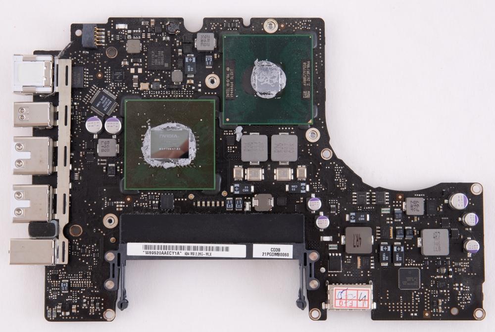 Apple 13 inch Macbook Unibody A1342 2009 2.26Ghz Logic Board 820-2883-A 661-5589