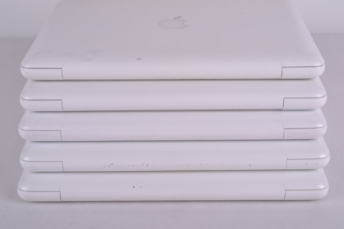 13&quot; MacBook Unibody (White) 2.4GHz 250GB HD 4GB RAM MC516LL/A A1342 2010
