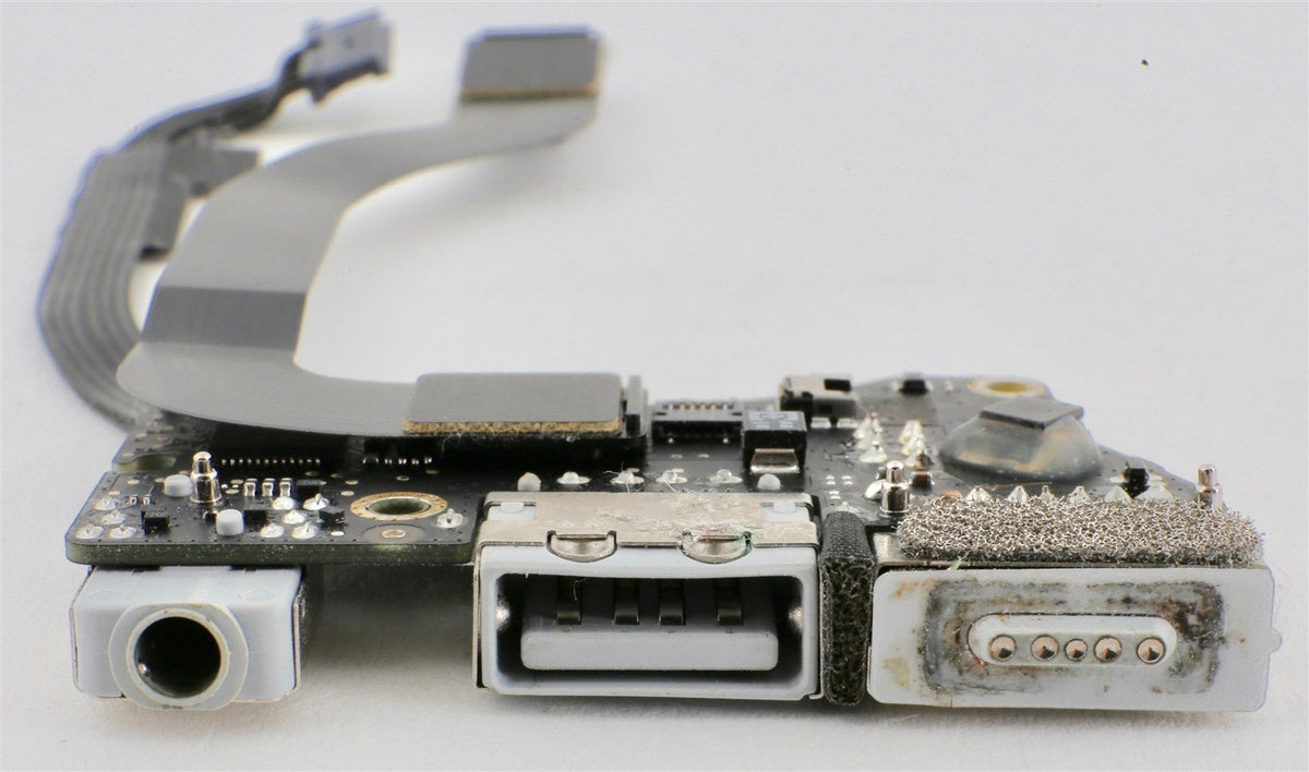 11" MacBook Air Late 2010 A1370 - I/O BOARD USB AUDIO DC MAGSAFE W/ flex cable