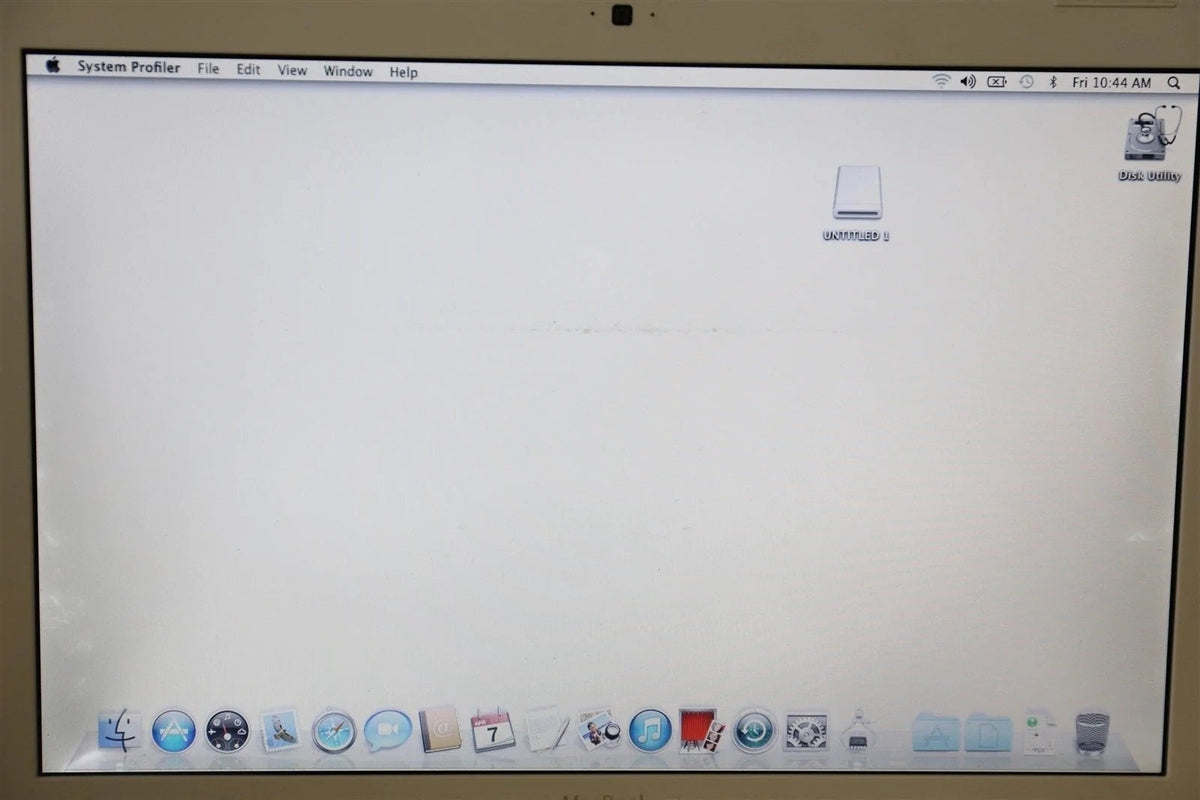 MacBook A1181 4,1 13.3" (2008) - Intel Core 2 Duo 2.4 GHz / 2 GB RAM/ 160 GB HD