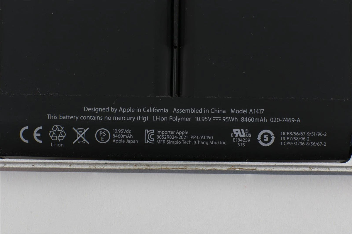15" Macbook Pro Retina Mid 12 A1398 TopCase w/ Battery & Speakers (Broken Cable)