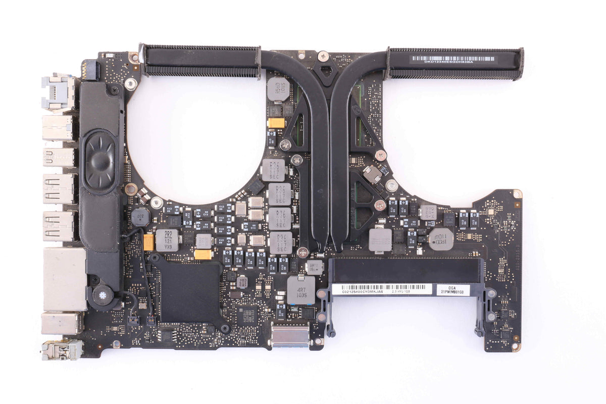 15" MacBook Pro A1286 MD035LL/A Early 2011 Logic Board 2.3 Ghz I7 GPU AMD 6750