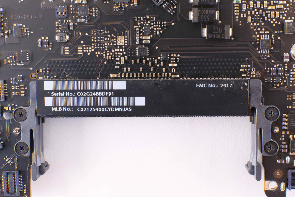 15" MacBook Pro A1286 MD035LL/A Early 2011 Logic Board 2.3 Ghz I7 GPU AMD 6750