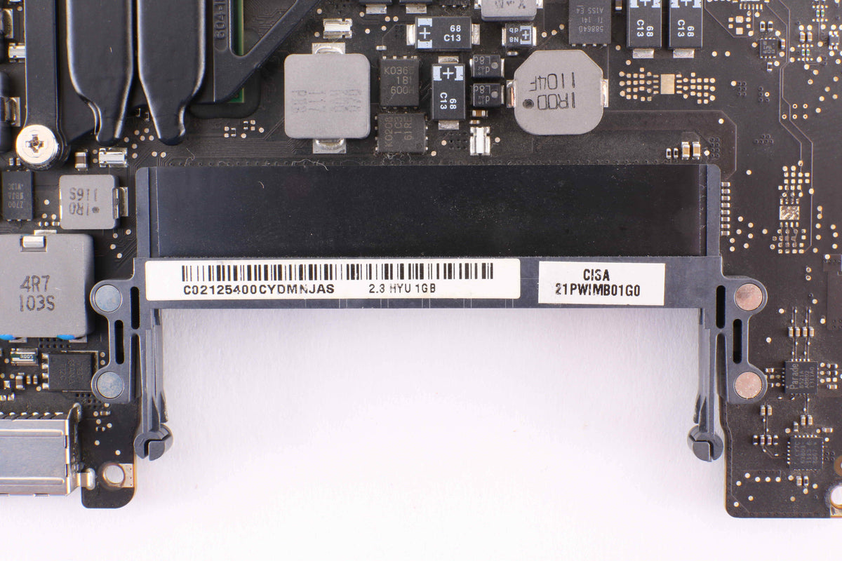 15" MacBook Pro A1286 MD035LL/A Early 2011 Logic Board 2.3 Ghz I7 GPU AMD 6750