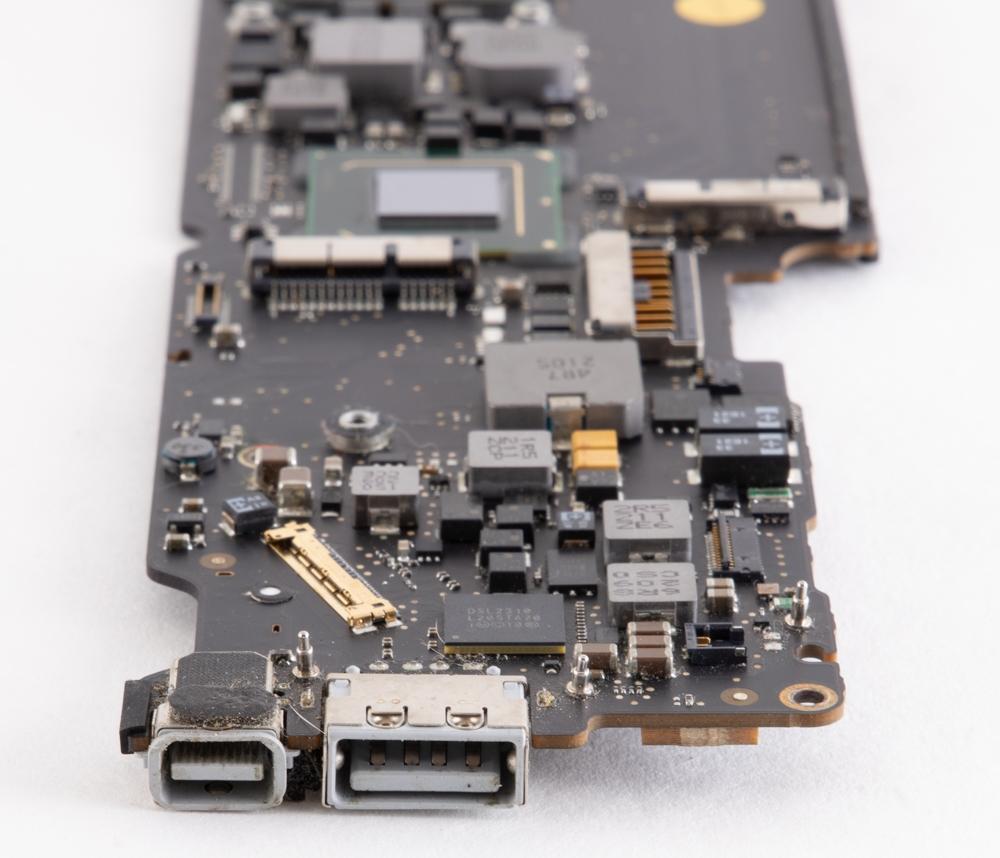 11" MacBook Air Mid 2011 A1370 MC968LL/A Logic Board 1.6Ghz 2GB Ram 820-2855