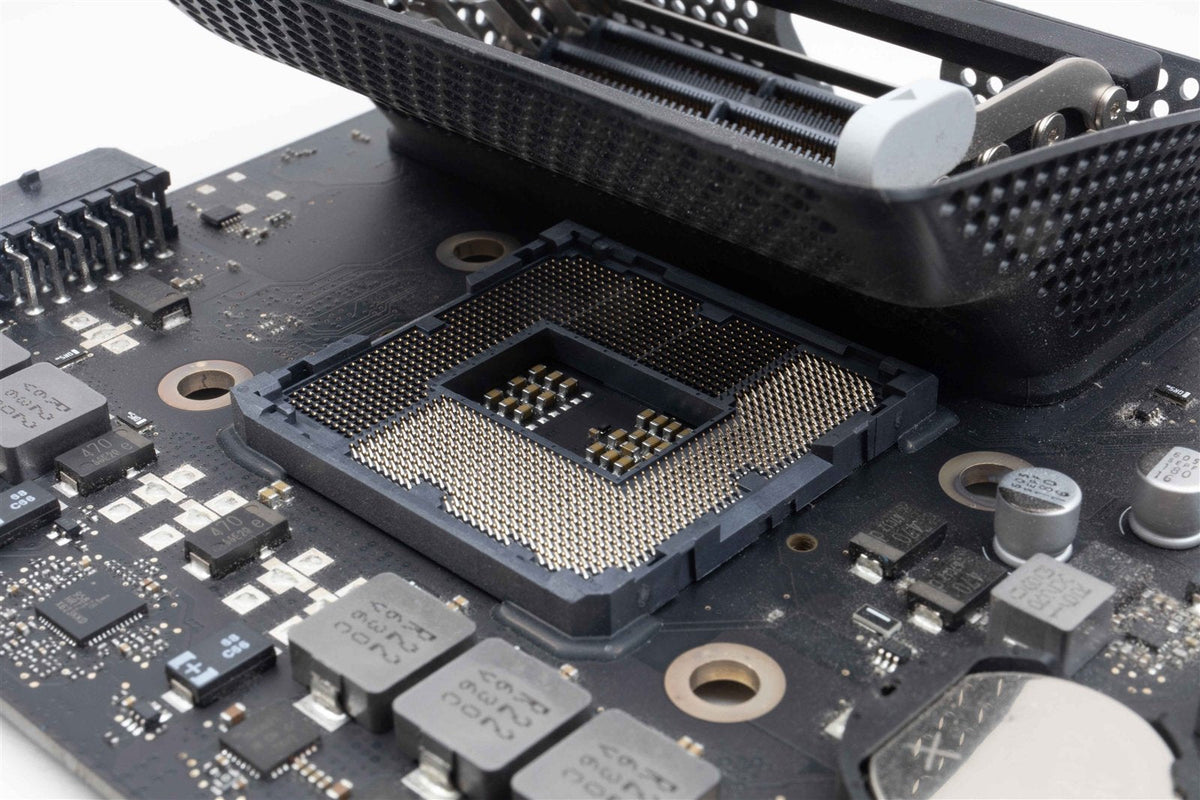 iMac 27" A1419 Late 2015 Logic Board W/ 2GB AMD Radeon R9 M390 GPU *NO CPU*