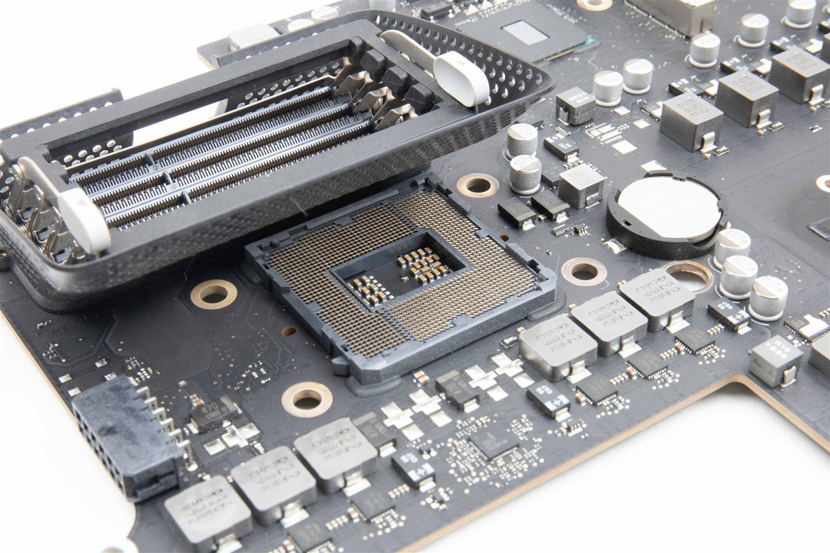 iMac 27" A1419 Late 2015 Logic Board -2GB AMD Radeon R9 M380 GPU *NO CPU*