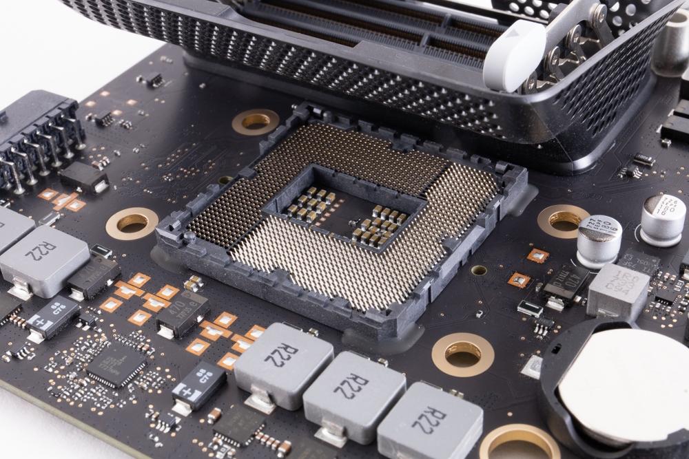 Retina 5K iMac 27" A1419 Mid 2017 Logic Board W/4GB AMD Radeon Pro 575 *NO CPU*