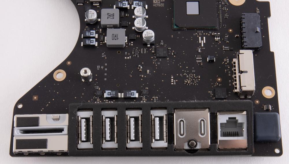 iMac 21.5" A2116 4k 2019 Logic Board Radeon Pro 560x w/PCIe Slot - No CPU