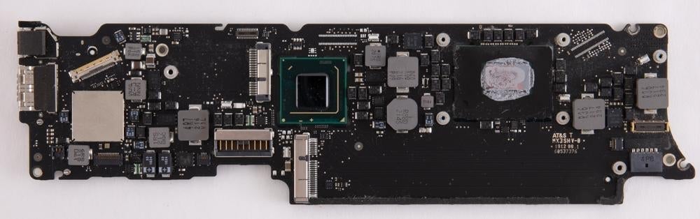 11" MacBook Air Mid 2012 A1465 Logic Board 1.7Ghz Core I5 4 GB Ram 820-3208