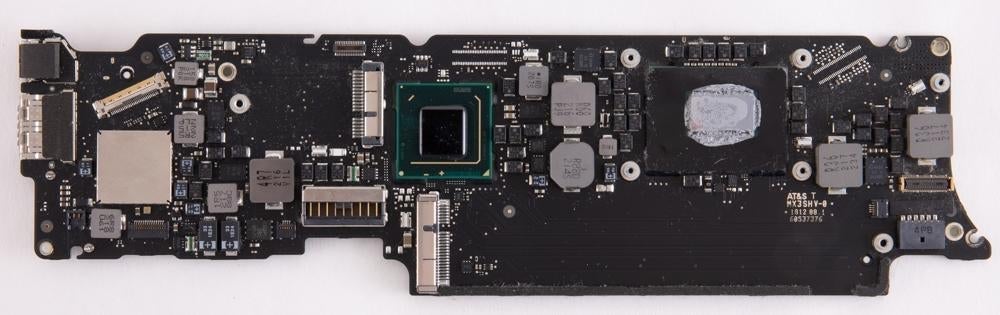 11" MacBook Air Mid 2012 A1465 Logic Board 1.7Ghz Core I5 4 GB Ram 820-3208