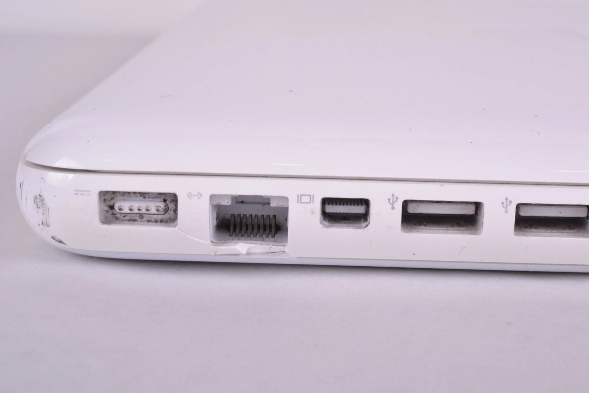 13" MacBook Unibody (White) 2.26GHz 250GB HD 2GB RAM MC207LL/A A1342 2009