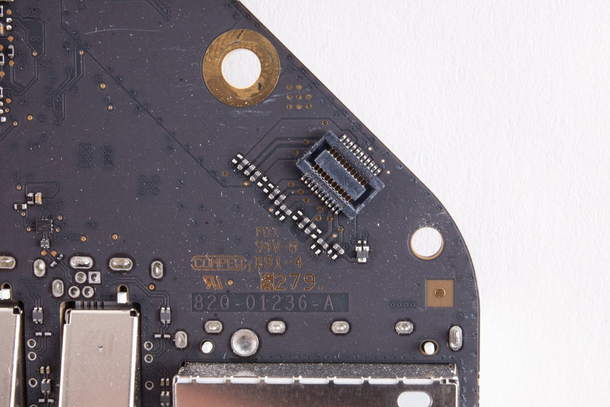 Retina 5K iMac 27" A2115 2019 Logic Board W/8GB Radeon Pro 580X NO CPU