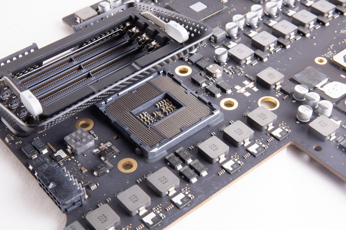 Retina 5K iMac 27" A2115 2019 Logic Board W/8GB Radeon Pro 580X NO CPU