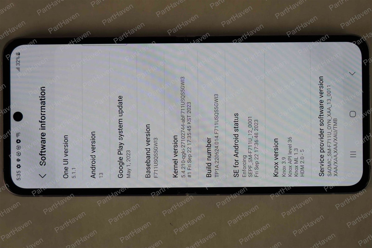 Samsung Galaxy Z Flip3 5G, 128GB Lavender || AT&T || Clean IEM || Unlocked
