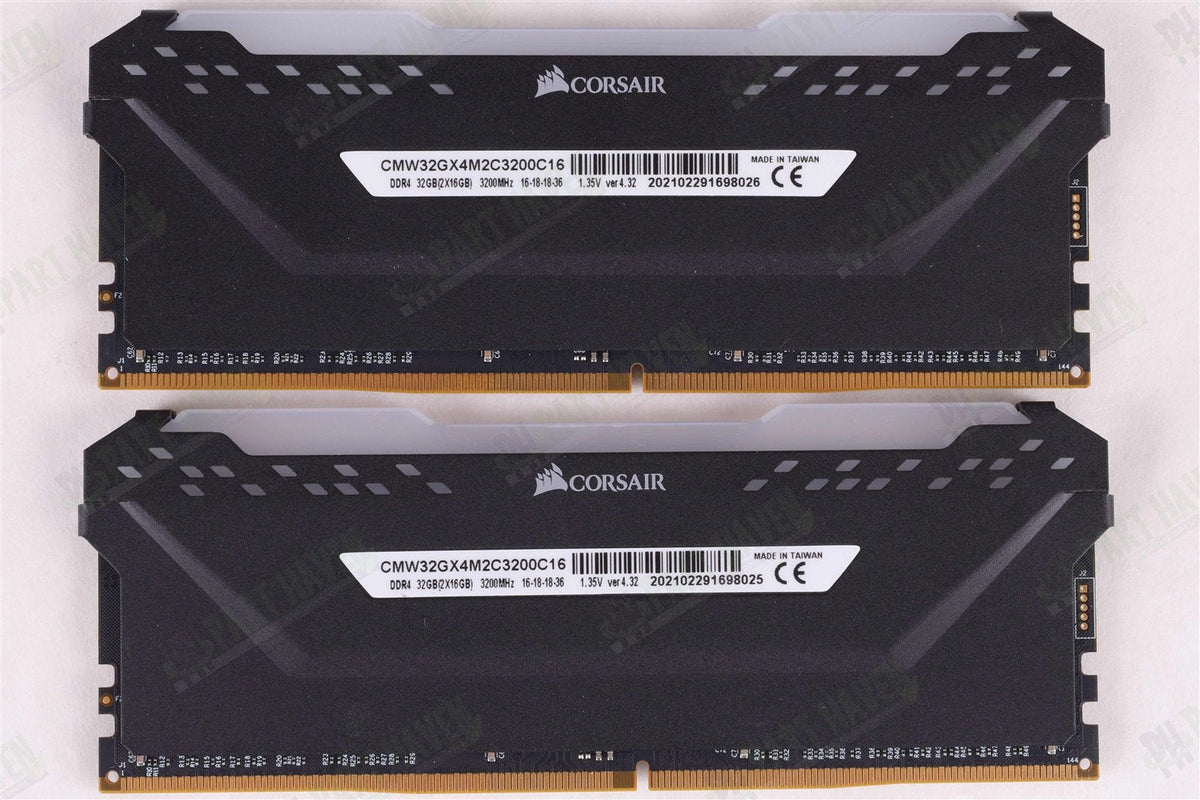 CORSAIR VENGEANCE RGB PRO 32GB (2 x 16GB) DDR4 DRAM 3200MHz C16 Memory Kit