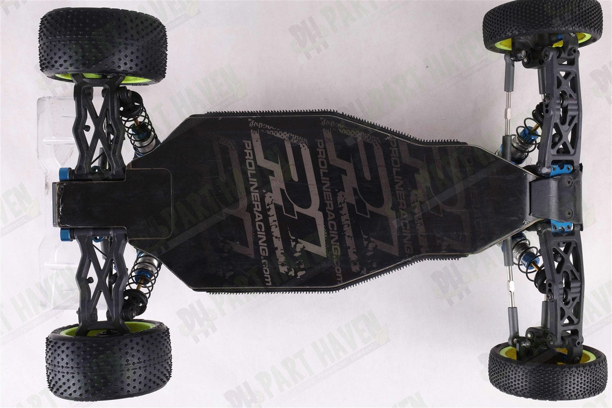 Team Associated RC10 Team Car 6034 || CC Silver Chassis || Unpainted Body + Box