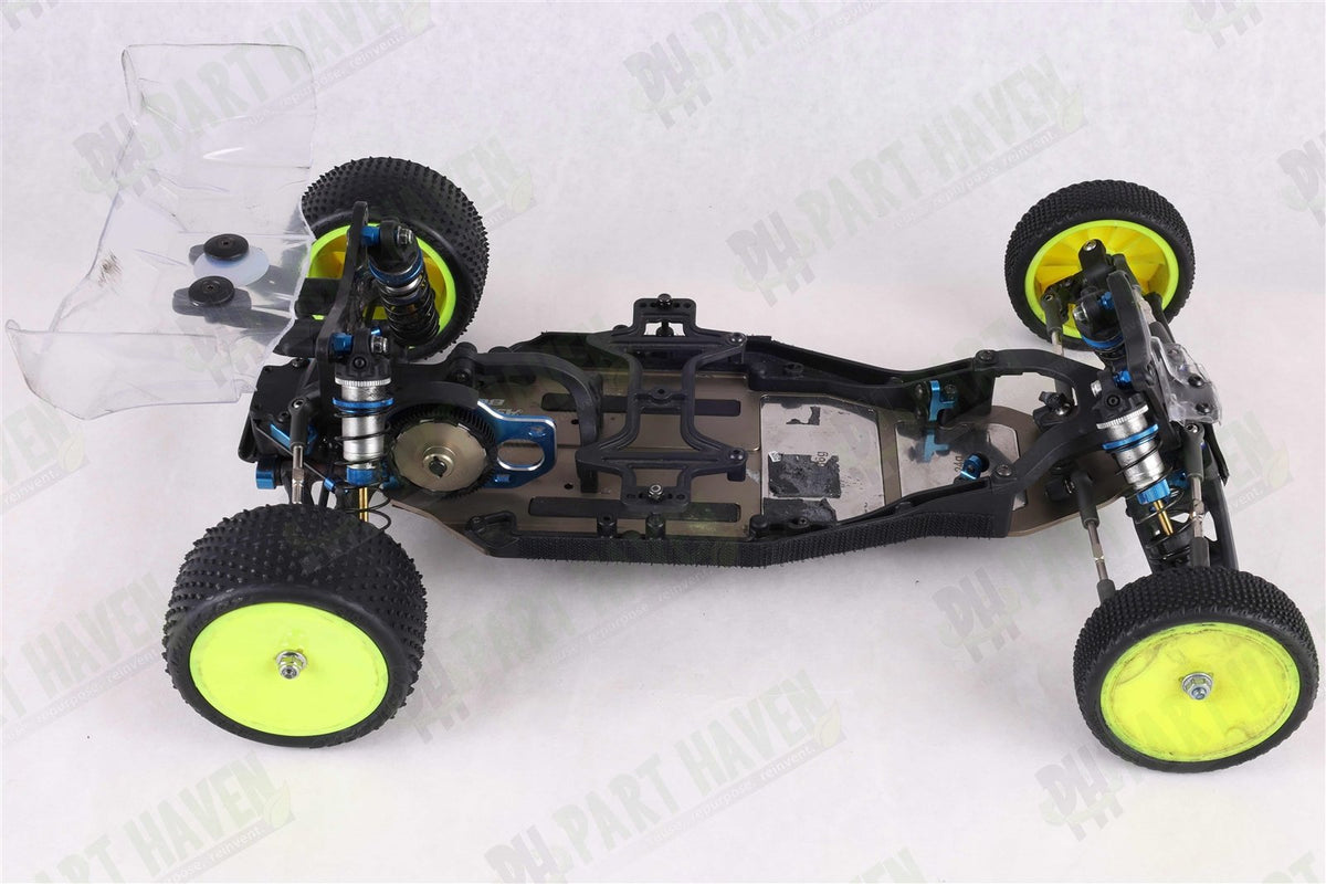 Team Associated RC10 Team Car 6034 || CC Silver Chassis || Unpainted Body + Box