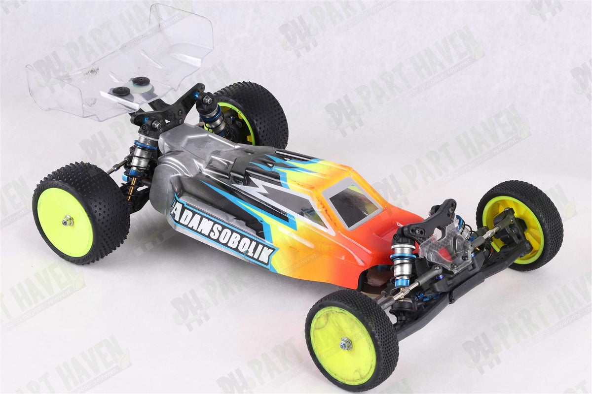 Team Associated RC10 Team Car 6034 || CC Silver Chassis || Unpainted Body + Box