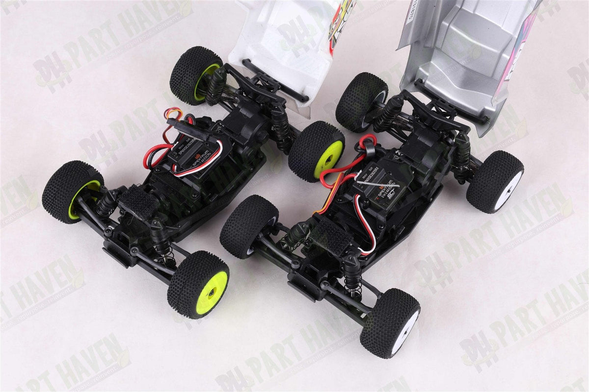 Team Associated RC10 Team Car 6034 || CC Silver Chassis || Unpainted Body + Box