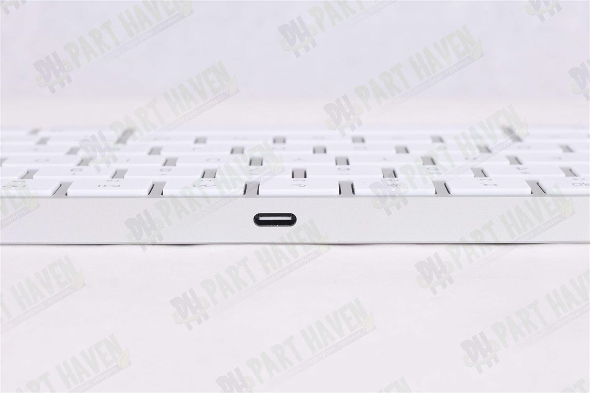 Apple USB-C Desk Set in Silver Magic Keyboard Touch ID Magic Mouse Braided Cable