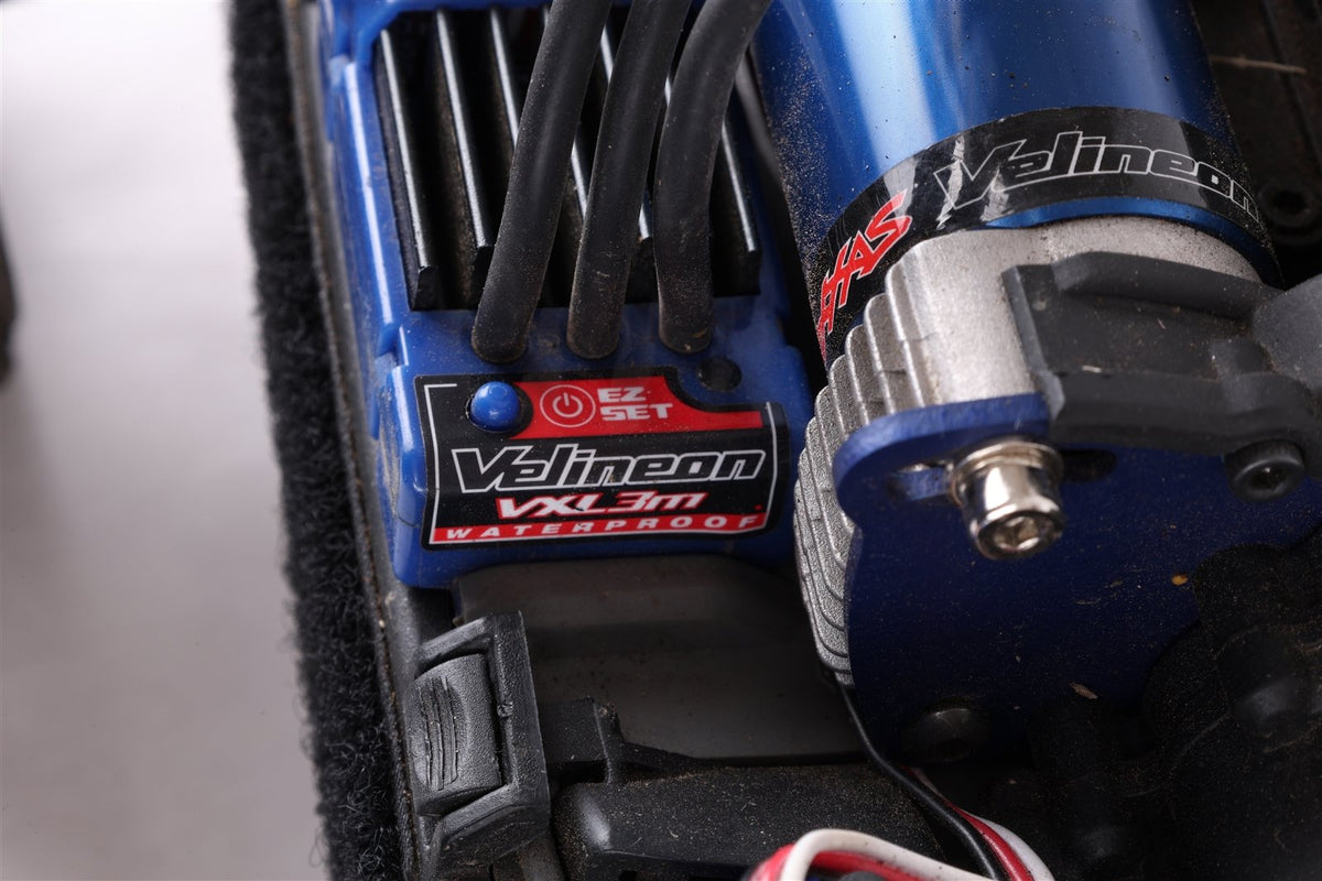 TRAXXAS 71076-8 EREVO VXL 1/16-Scale 4WD Stadium Truck 558 -No Remote or Battery