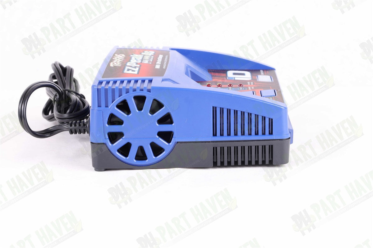 Traxxas 2981 EZ-Peak Plus 4S 8amp NiMH/Lipo Charger w/ iD Auto Battery Detection