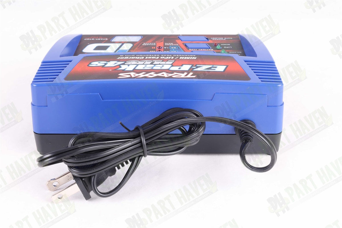 Traxxas 2981 EZ-Peak Plus 4S 8amp NiMH/Lipo Charger w/ iD Auto Battery Detection